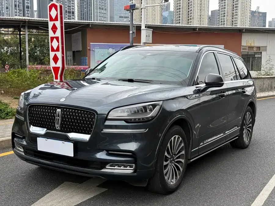 Lincoln Aviator 2023