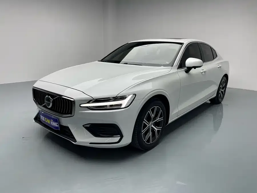 Volvo S60 2024