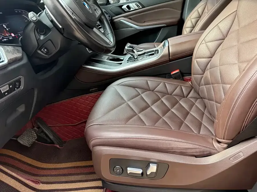 BMW X5 2022 facelift xDrive 30Li Exclusive M Sport Package 2022 — миниатюра 3