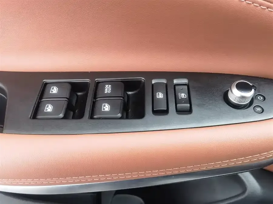 Changan CS75 Changan CS75 2024 Enjoy Edition 1.5T DCT Luxury Edition 2024 — миниатюра 3