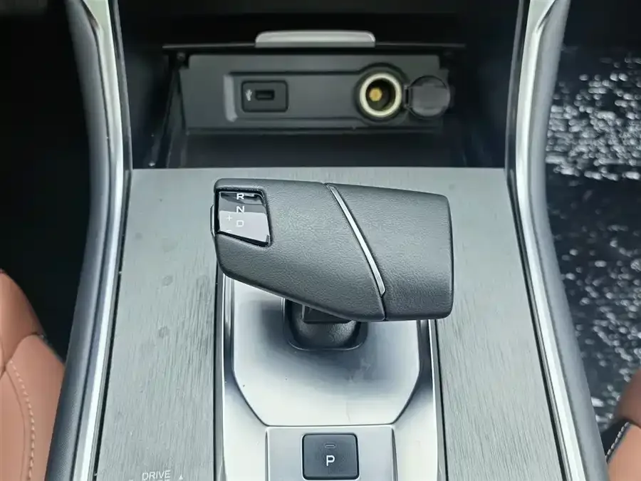 Changan CS75 Changan CS75 2024 Enjoy Edition 1.5T DCT Luxury Edition 2024 — миниатюра 4