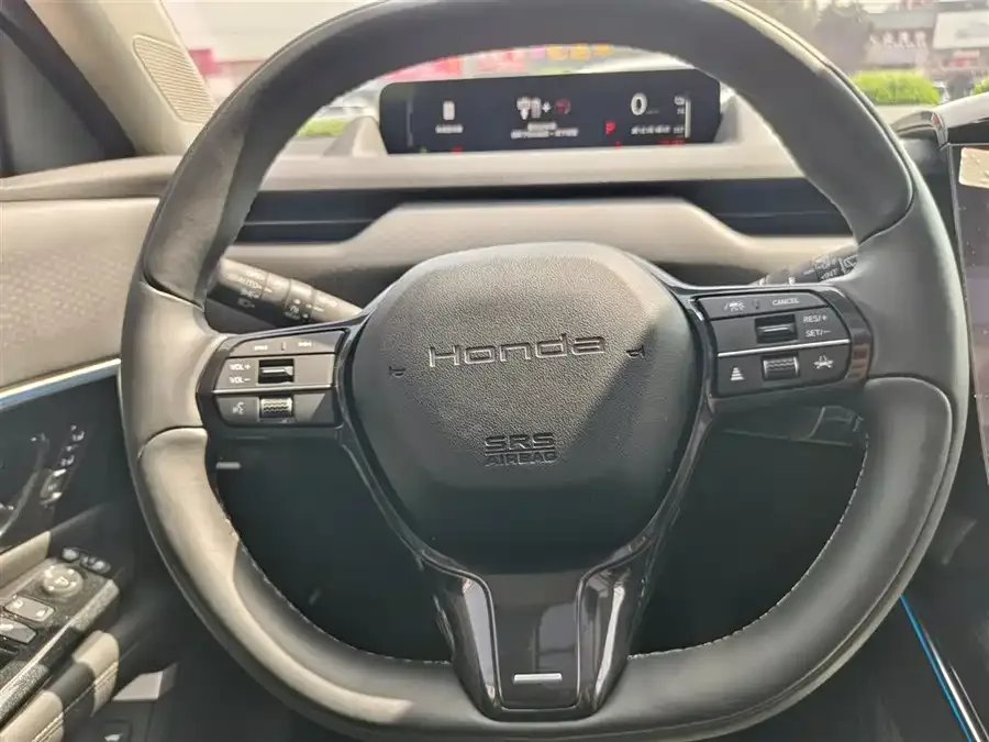 Honda GAC P7 GAC Honda P7 2025 rear-wheel drive long-range Pro 2026 — миниатюра 3