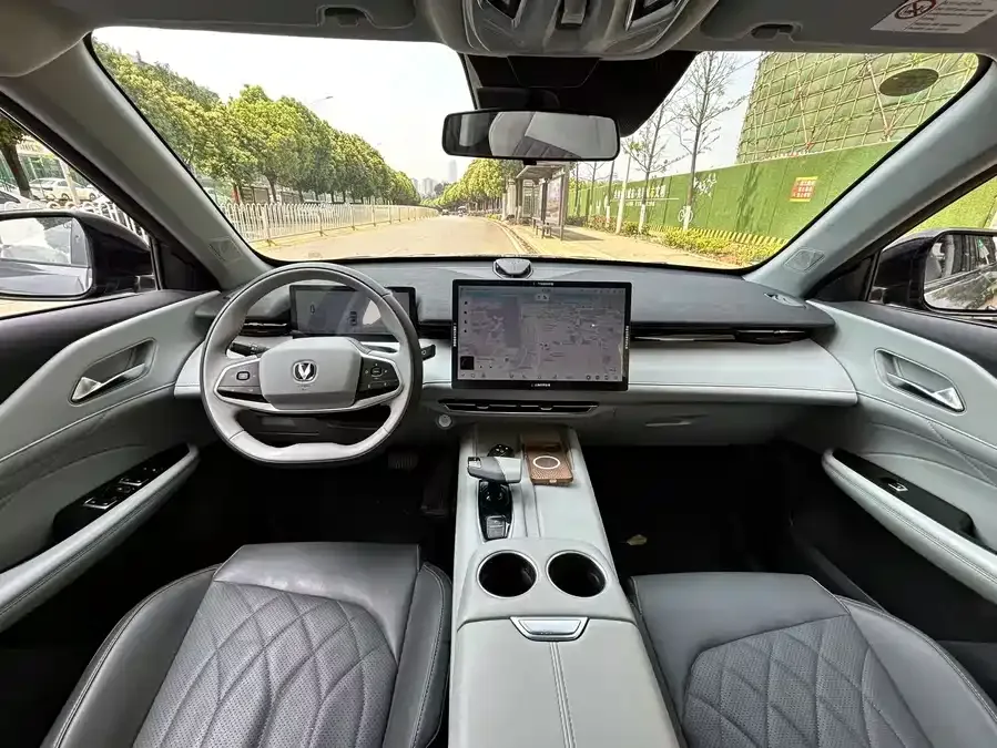 Changan UNI-Z Changan UNI-Z 2025 1.5T Premium Edition 2025 — миниатюра 2