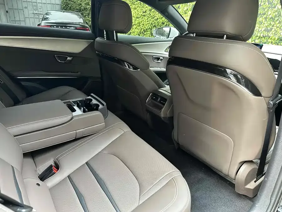 BYD Second-hand Han 2021 EV Standard Range Luxury Edition 2022 — миниатюра 4