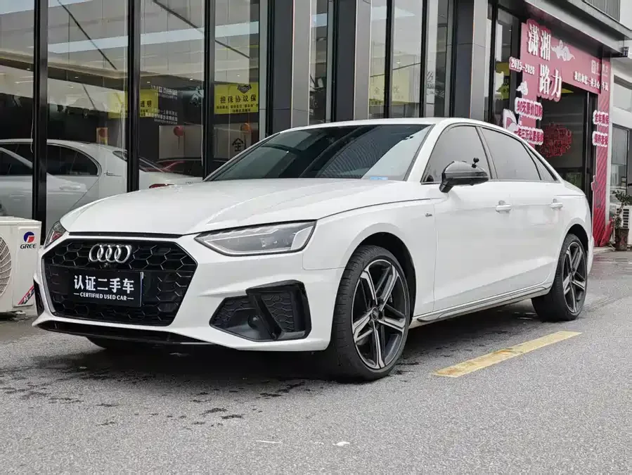 Audi a4 l 2025