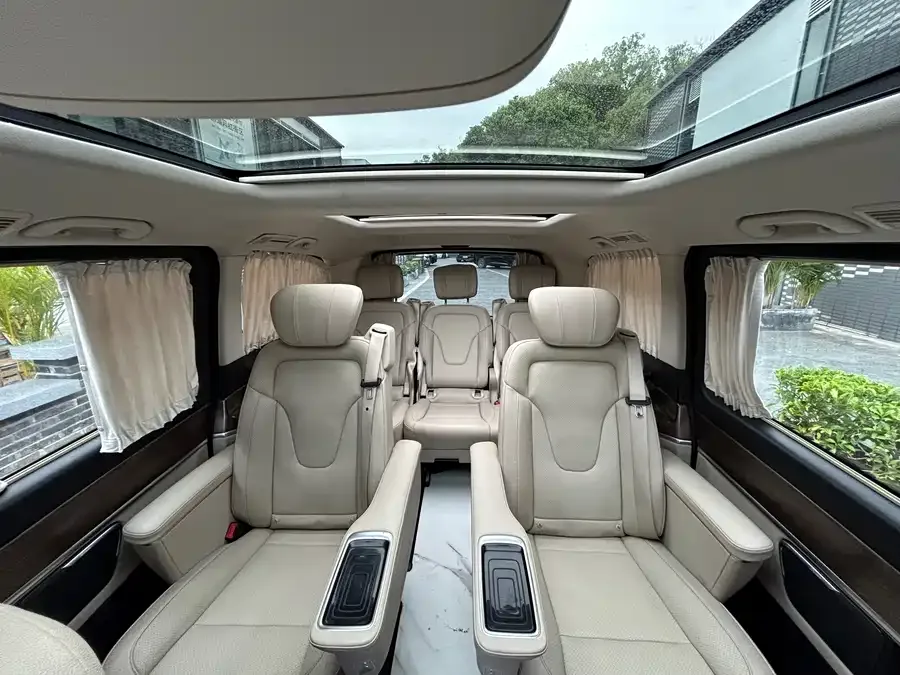 Mercedes-Benz Class V Mercedes-Benz V-Class 2022 V 260 Premium Edition 2022 — миниатюра 3