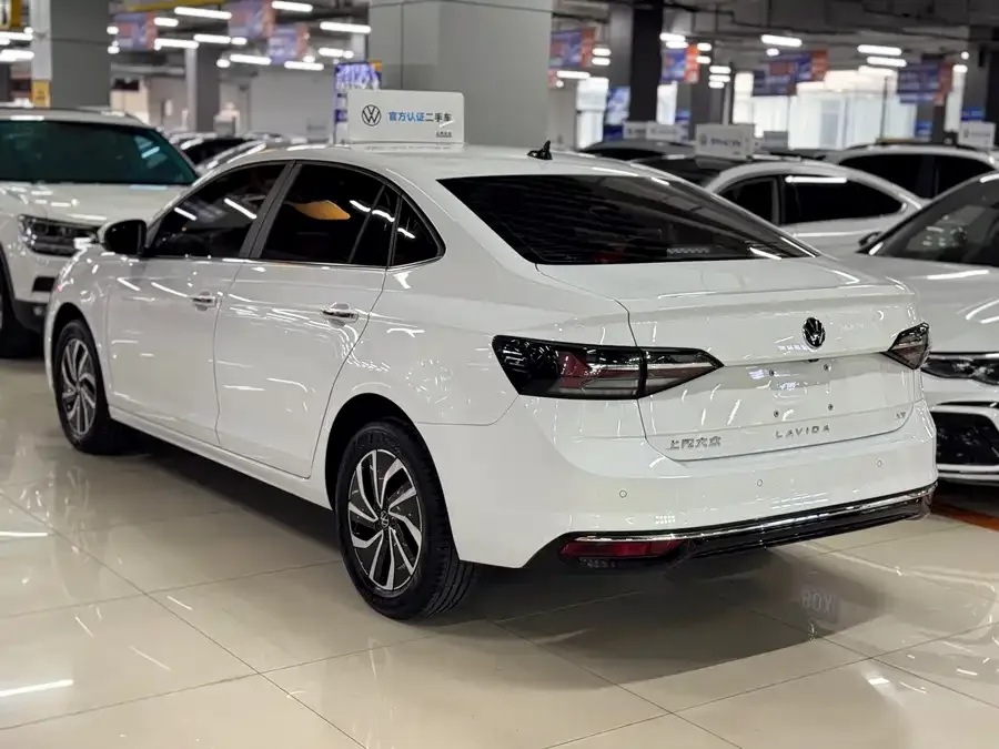 Volkswagen Lavida Lavida 2023 New 1.5L Automatic New Edition 2023 — миниатюра 5