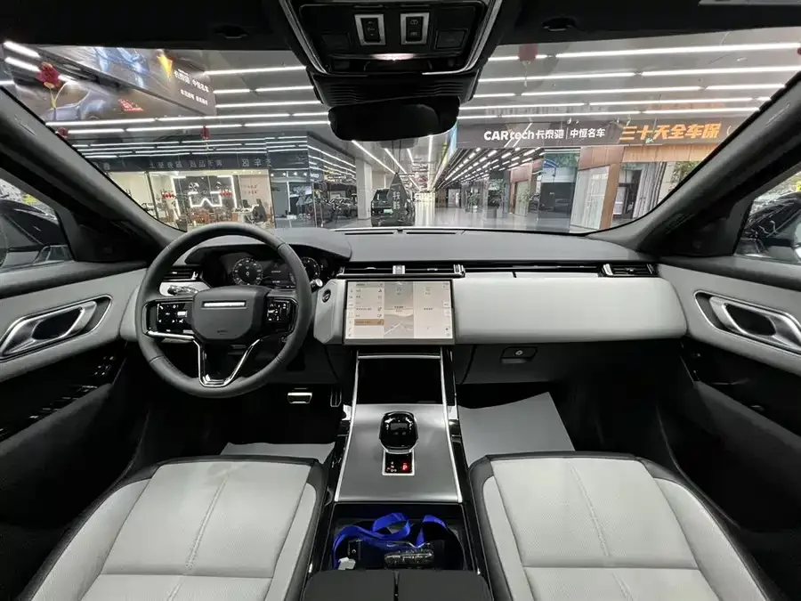 Land Rover Range Rover Velar Range Rover Velar 2024 Dynamic SE 2024 — миниатюра 4