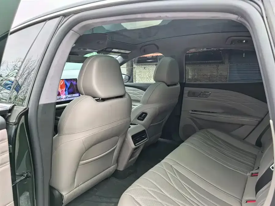 Geely Galaxy Star 8 Galaxy Star 8 2025 130km EM-P Starship Edition 2025 — миниатюра 3