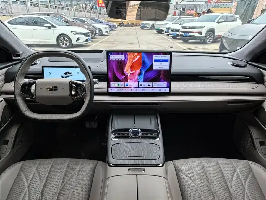 Geely Galaxy Star 8 Galaxy Star 8 2025 130km EM-P Starship Edition 2025 — миниатюра 4
