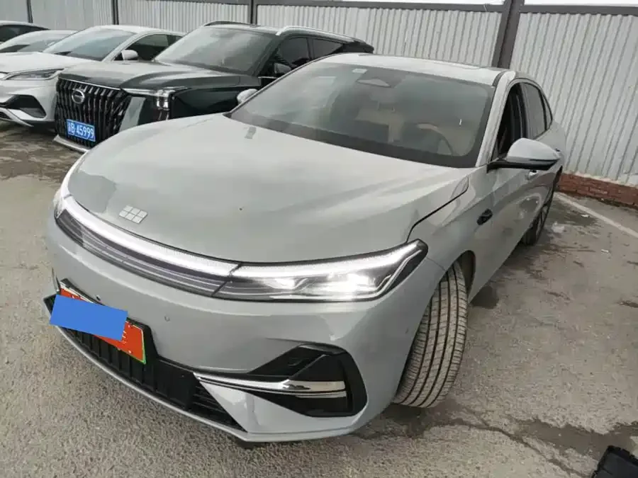 Geely Galaxy A7 2025