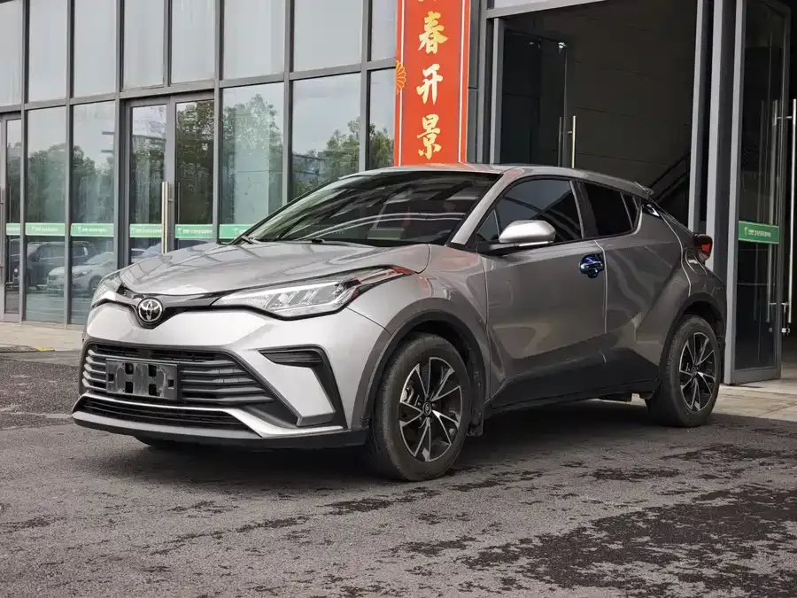 Toyota IZOA IZOA 2021 2.0L Yixiang Edition 2022 — фото 1, купить с доставкой в Москву