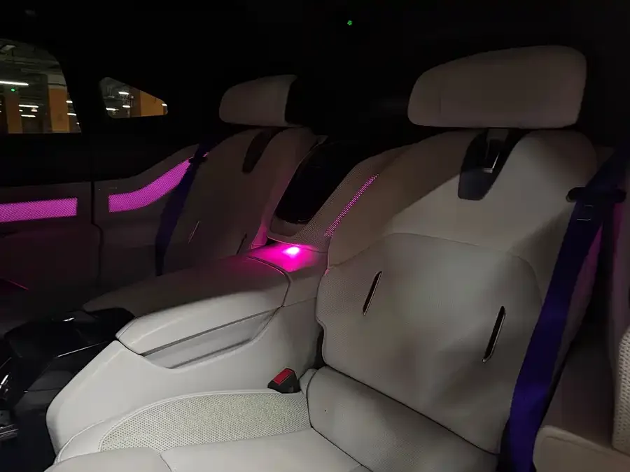HiPhi Z HiPhi Z 2023 four-seater version 2023 — миниатюра 2