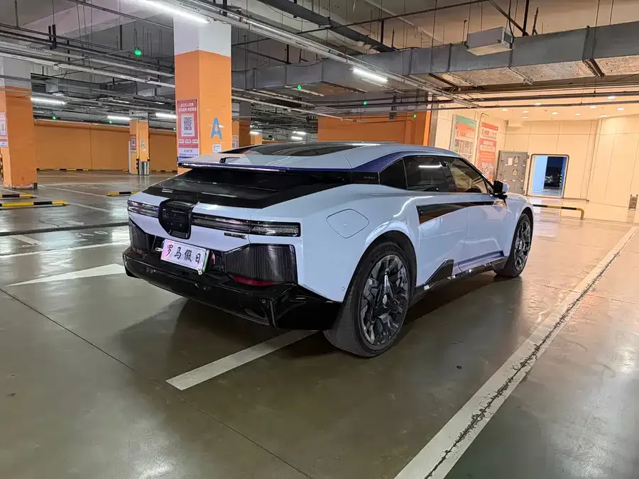 HiPhi Z HiPhi Z 2023 four-seater version 2023 — миниатюра 4