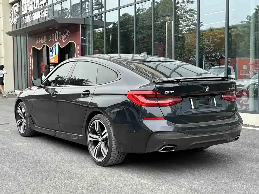 BMW 6 Series GT 2022 630i M Sport Package 2024 — миниатюра 4