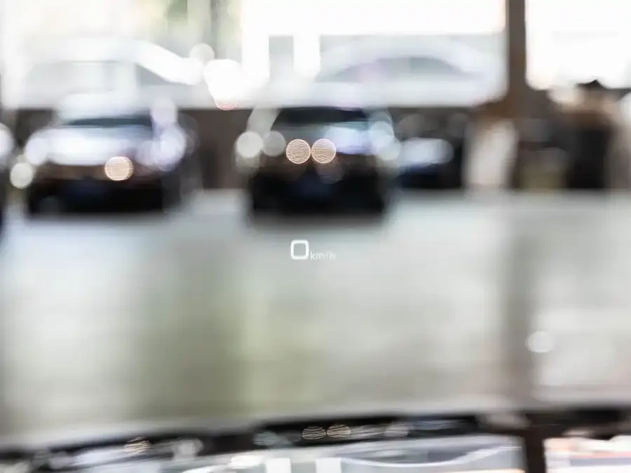 Audi A8 2024 A8L 55 TFSI quattro Flagship 2023 — миниатюра 5