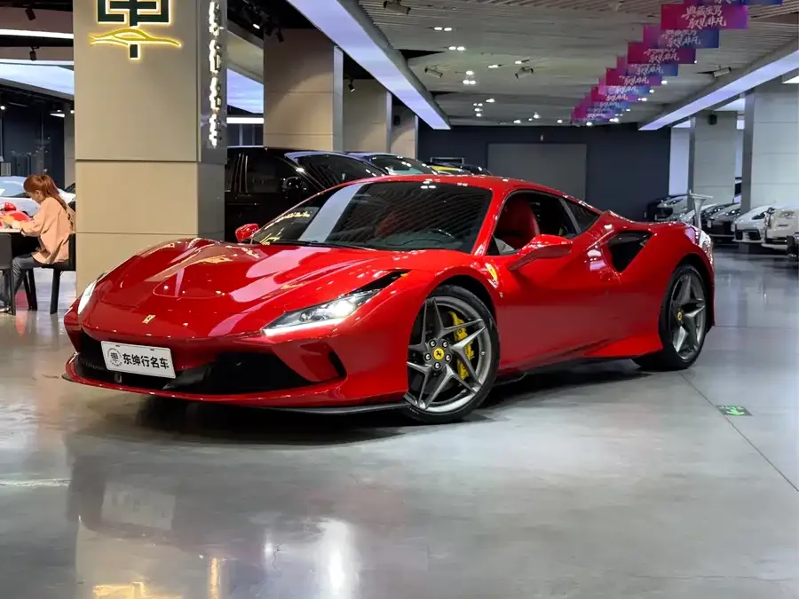 Ferrari F8 2023