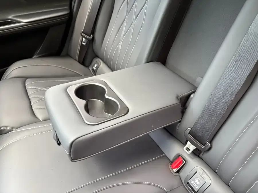 Chery Arrizo 8 Arrizo 8 2024 1.6T DCT Intelligent 2024 — миниатюра 4
