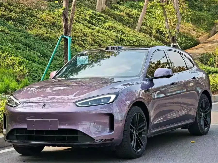 AITO M5 M5 2025 Extended Range Ultra 4WD Edition 2025 — фото 1, купить с доставкой в Москву