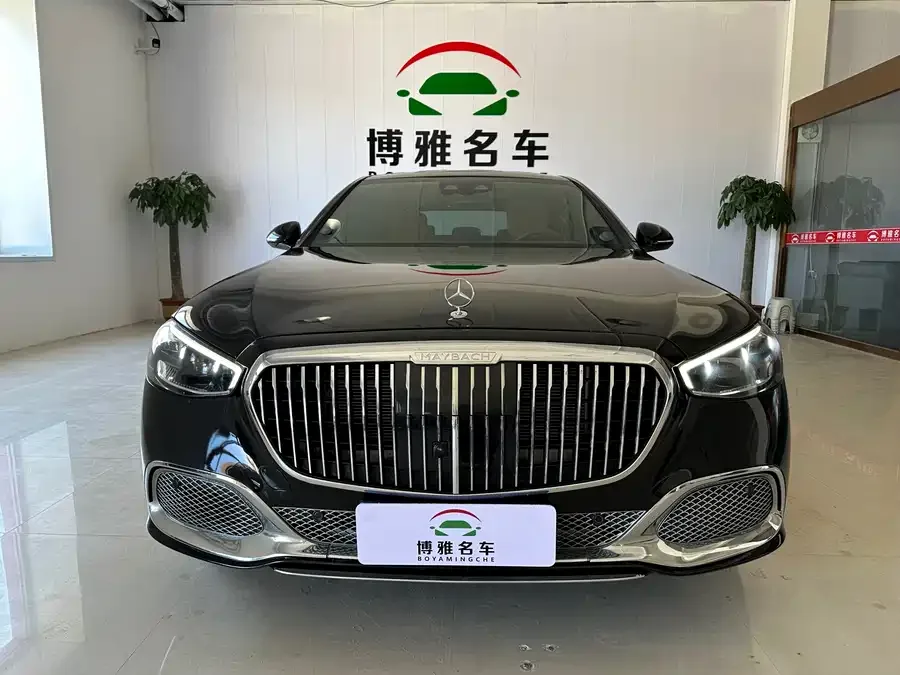 Mercedes-Benz S-Класс 2025