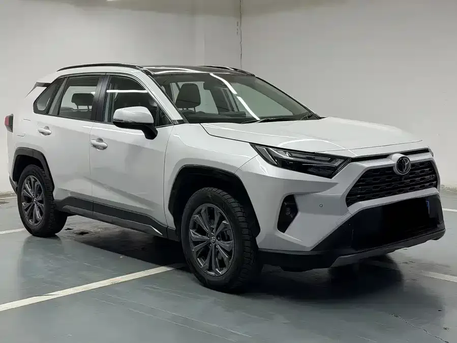 Toyota RAV4 RAV4 Rongfang 2024 2.0L CVT 2WD Fashion PLUS Edition 2025 — фото 1, купить с доставкой в Москву