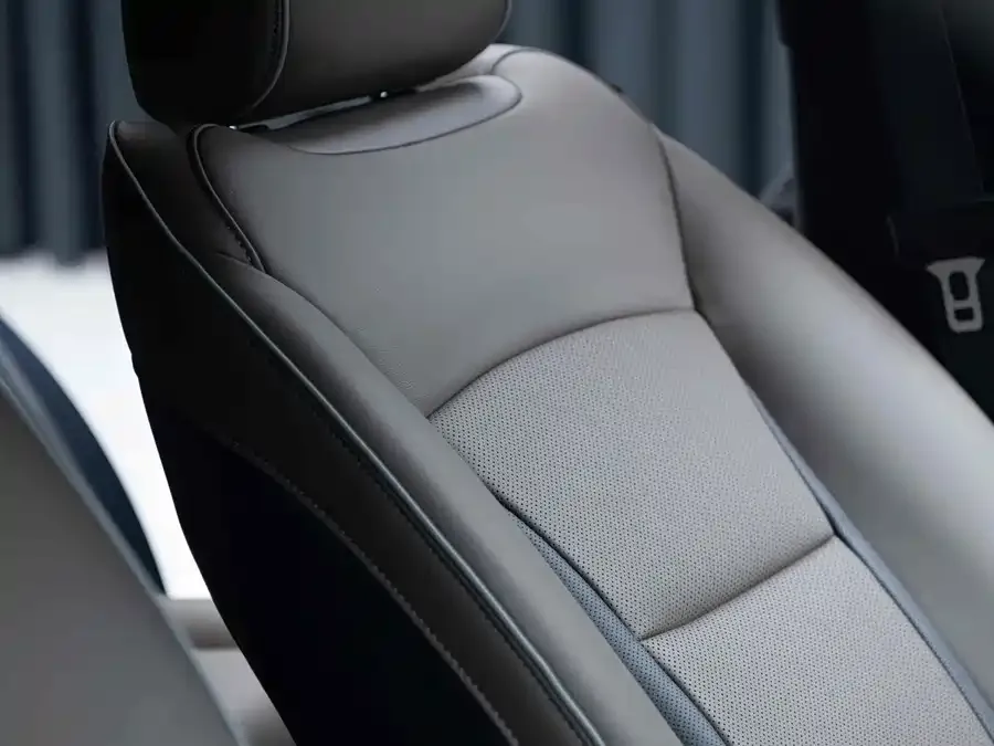 Buick Envision 2022 Angkeqi 652T 4WD flagship model 7 seats 2022 — миниатюра 4