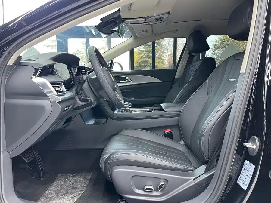 Hongqi H5 Hongqi H5 2024 1.5T DCT Zhilian Qiyun Edition 2024 — миниатюра 5