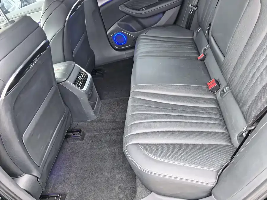 Hongqi H5 Hongqi H5 2024 1.5T DCT Zhilian Qiyun Edition 2024 — миниатюра 5