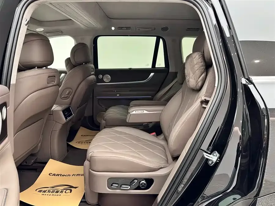 AITO M9 Wenjie M9 2025 Extended Range Ultra Edition 52kWh 6-Seat Version (192-line LiDAR) 2025 — миниатюра 3