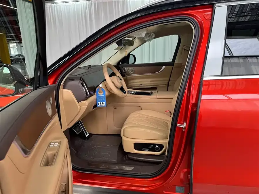 AITO M9 M9 2024 Extended Range Ultra Edition 52kWh 6-seater Edition 2026 — миниатюра 3