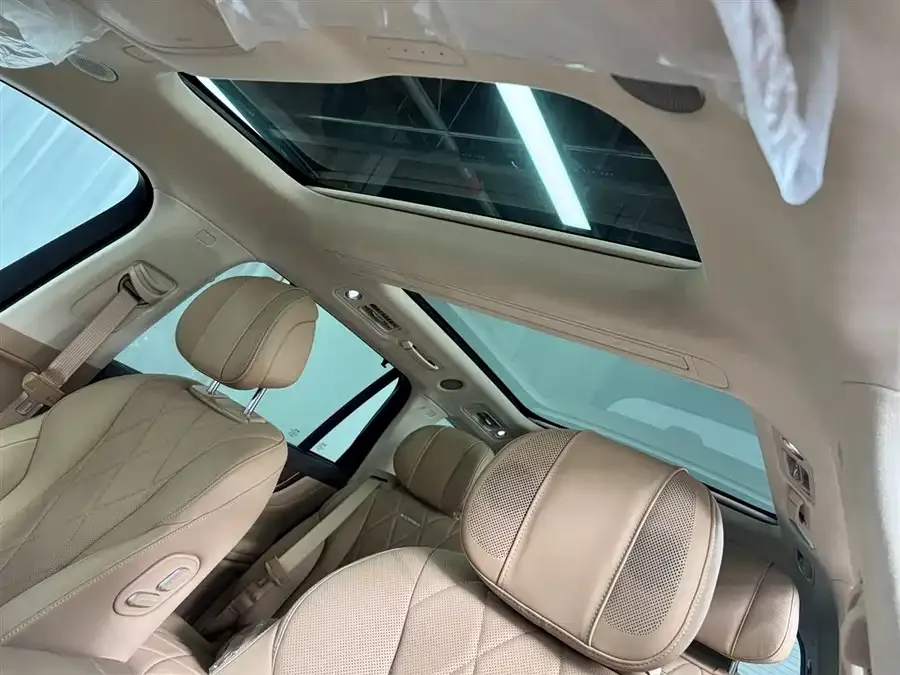 AITO M9 M9 2024 Extended Range Ultra Edition 52kWh 6-seater Edition 2026 — миниатюра 4