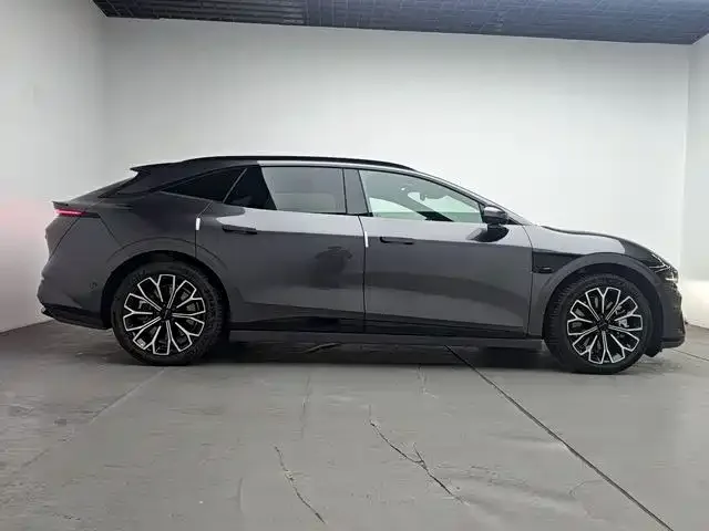 Zeekr 007GT Zeekr 007GT 2025 rear-wheel drive intelligent driving version 75kWh 2026 — миниатюра 4