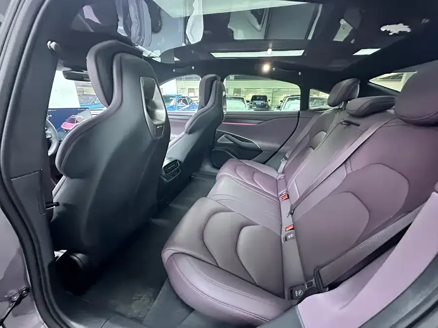 Xiaomi SU7 Xiaomi SU7 2024 four-wheel drive ultra-long battery life high-end intelligent driving Max version 2025 — миниатюра 2
