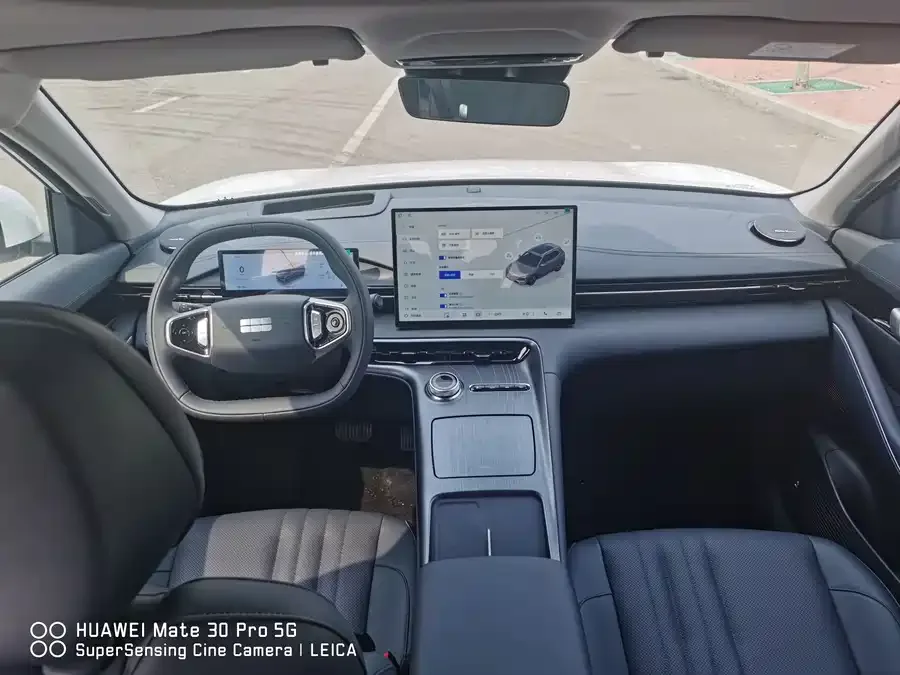 Geely Galaxy E5 Galaxy E5 2026 530km Explorer Edition 2026 — миниатюра 3
