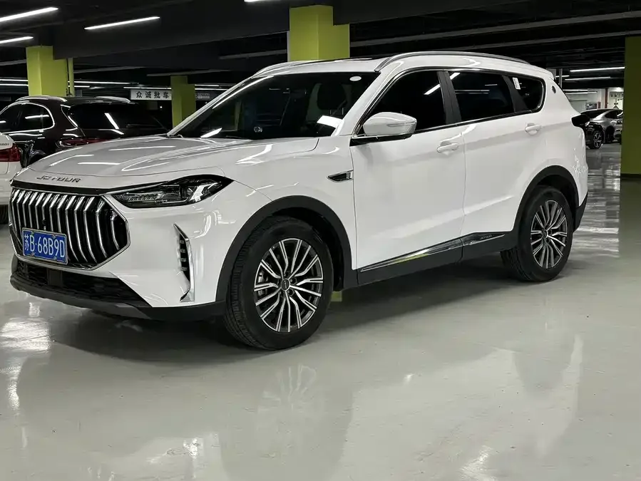 Jetour X70 PLUS JETOUR X70 PLUS 2023 1.5T DCT Brave PLUS 5-seater 2023 — фото 1, купить с доставкой в Москву