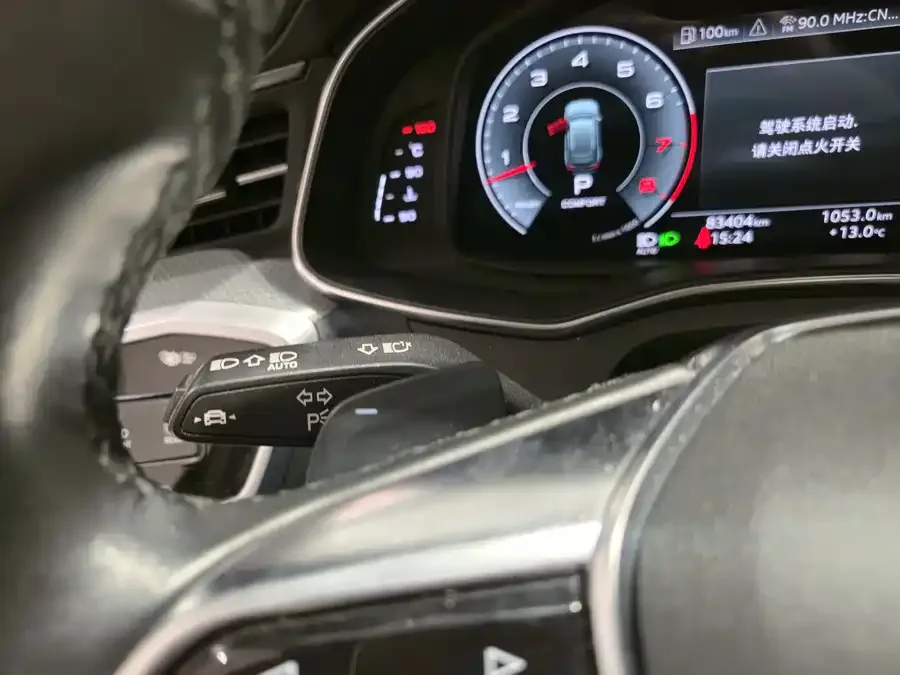Audi A6 2023 allroad quattro 55 TFSI exclusive off-road version 2023 — миниатюра 4