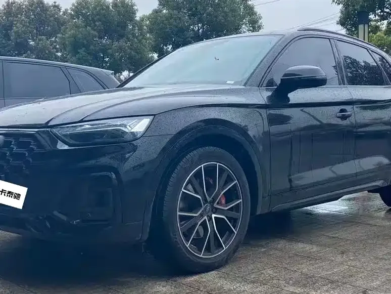 Audi SQ5 2021 3.0 TFSI quattro 2022 — фото 1, купить с доставкой в Москву