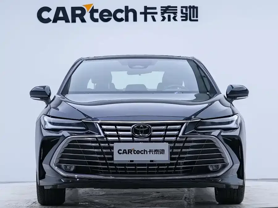 Toyota Avalon Avalon 2024 2.0L Progressive Edition 2024 — миниатюра 3