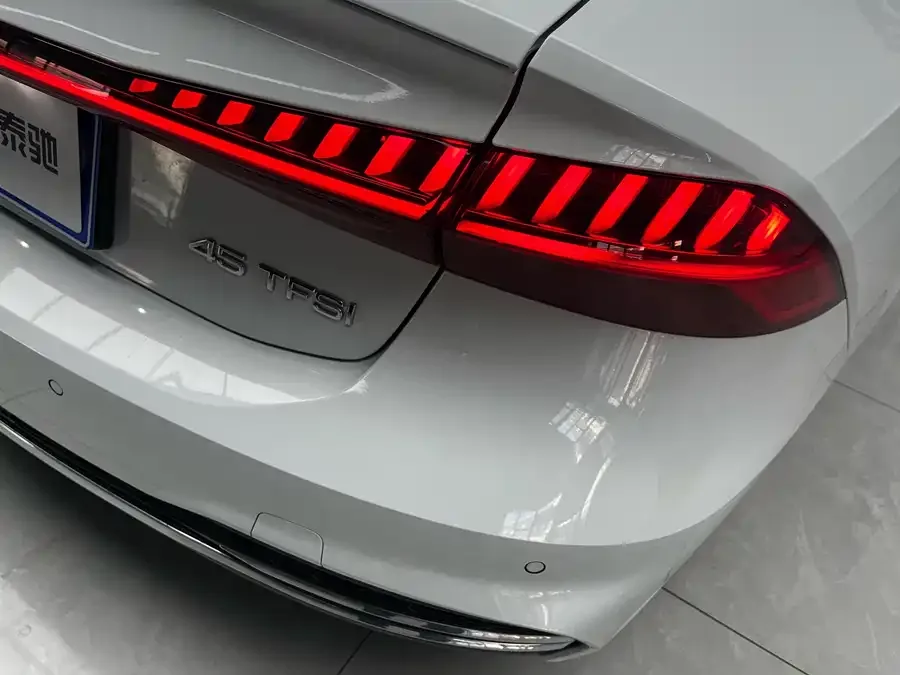 Audi A7 2023 45 TFSI Premium Edition 2026 — миниатюра 2