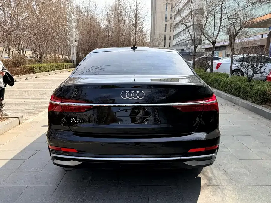 Audi A6L 2025 45 TFSI quattro Selected Dynamic Edition 2025 — миниатюра 5