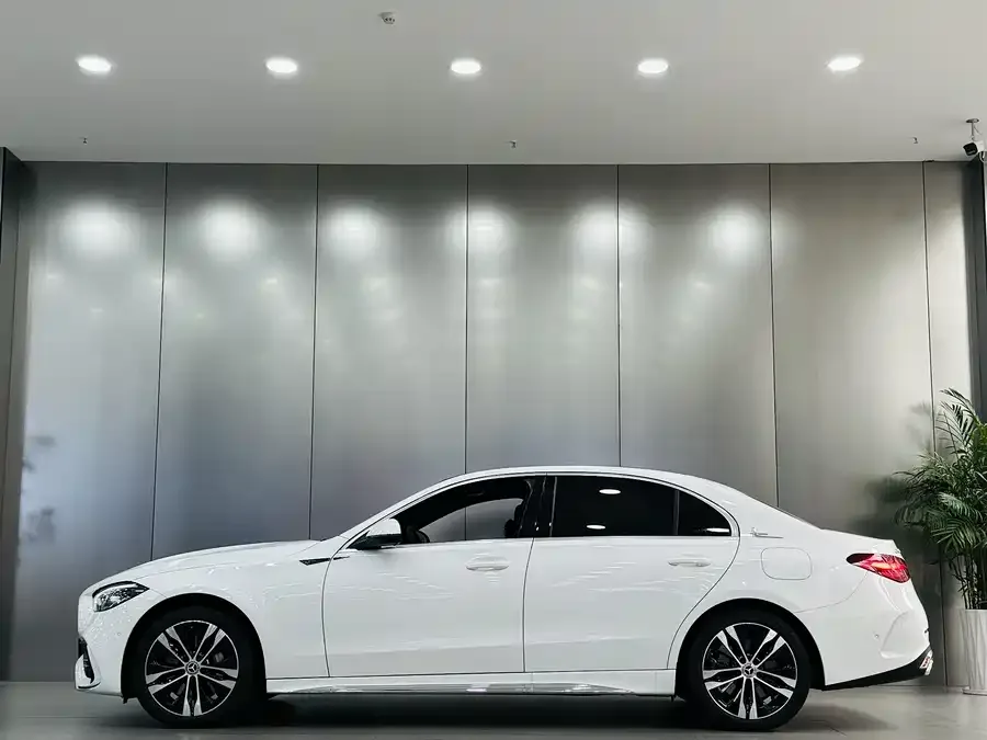 Mercedes-Benz C-class new energy Mercedes-Benz C-Class New Energy 2023 Model C 350 eL 2023 — миниатюра 3