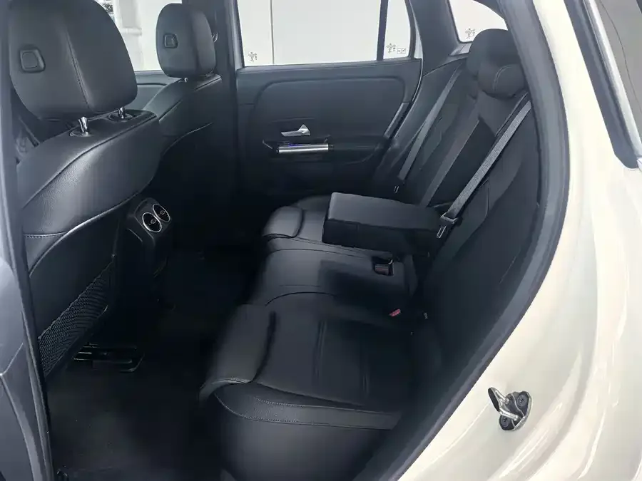 Mercedes-Benz EQA Mercedes-Benz EQA 2022 EQA 260 2023 — миниатюра 2