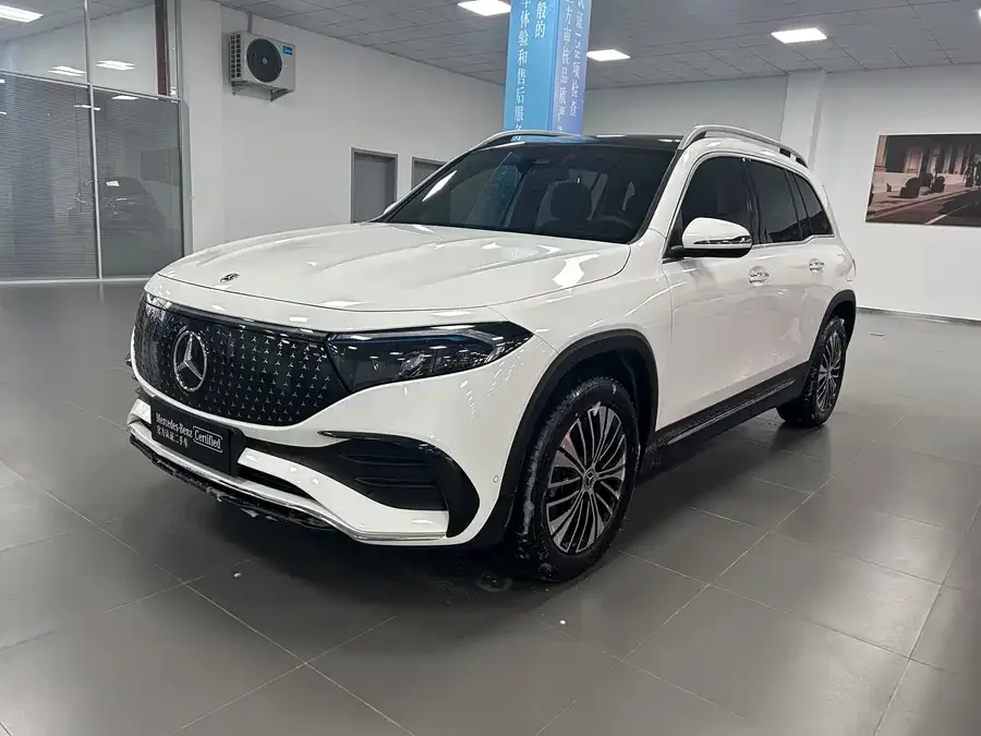 Mercedes-Benz EQB 2026