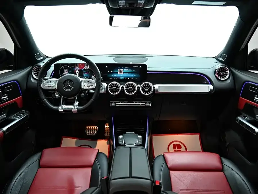 Mercedes-Benz GLB AMG Mercedes-Benz GLB AMG 2023 AMG GLB 35 4MATIC 2023 — миниатюра 4