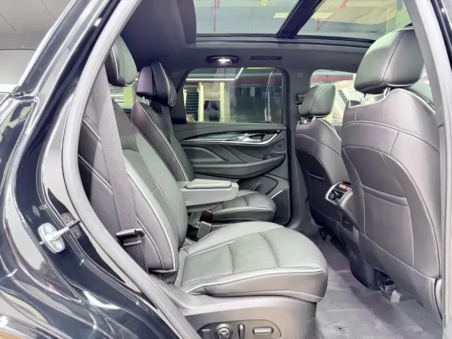 Buick Envision 2022 Angkeqi 652T 4WD flagship model 6 seats 2023 — миниатюра 5