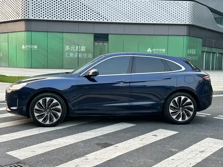 AITO M5 M5 2022 Extended Range 4WD Performance Edition 2022 — миниатюра 2