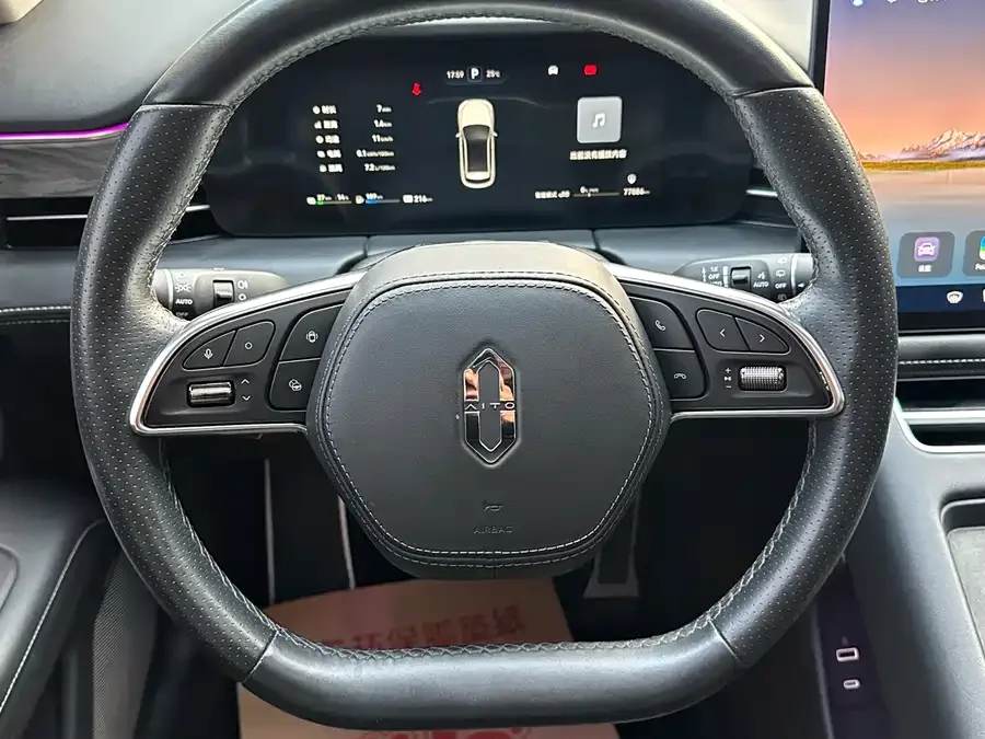 AITO M5 M5 2022 Extended Range 4WD Performance Edition 2022 — миниатюра 4