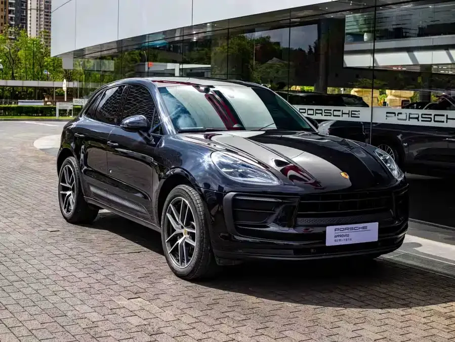 Porsche Macan 2025