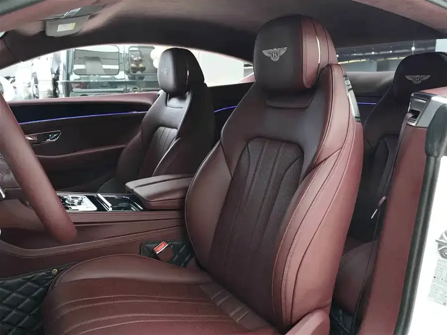 Bentley Continental 2022 Continental 4.0T GT V8 2023 — миниатюра 5