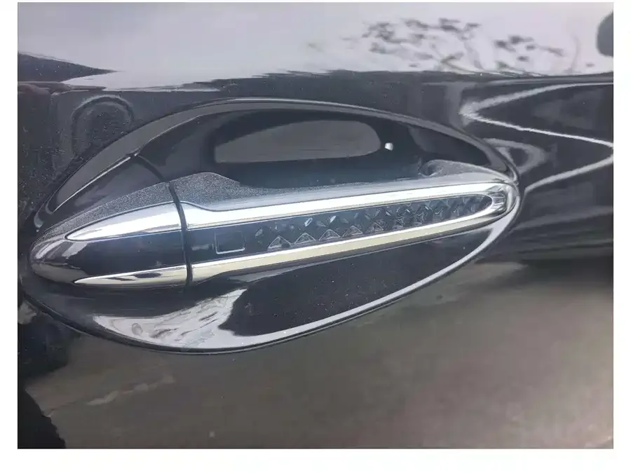 Hongqi HS5 Hongqi HS5 2023 2.0T 4WD Flagship Enjoy Pro Edition 2024 — миниатюра 2